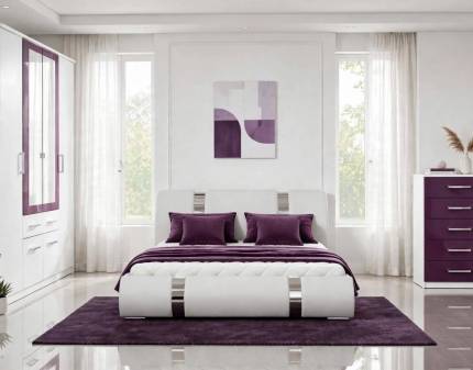 Set dormitor BURANO si ATLANTIS pat cu somiera si lada pt. depozitare (160x200cm) ecopiele alba, dulap Burano cu 4 usi cu balamale si 4 sertare 181x212x56cm, comoda 50x86x37cm alb alpin/ mov 