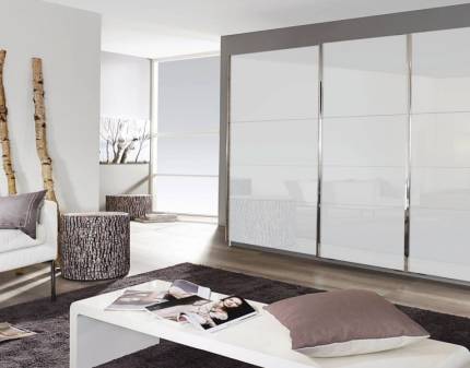 Dulap cu usi glisante KULMBACH 271x210x62cm alb alpin/ 3 usi sticla alba configurabil